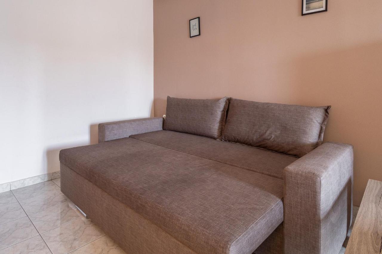 Central Apartment With Parking Larissa Exterior photo